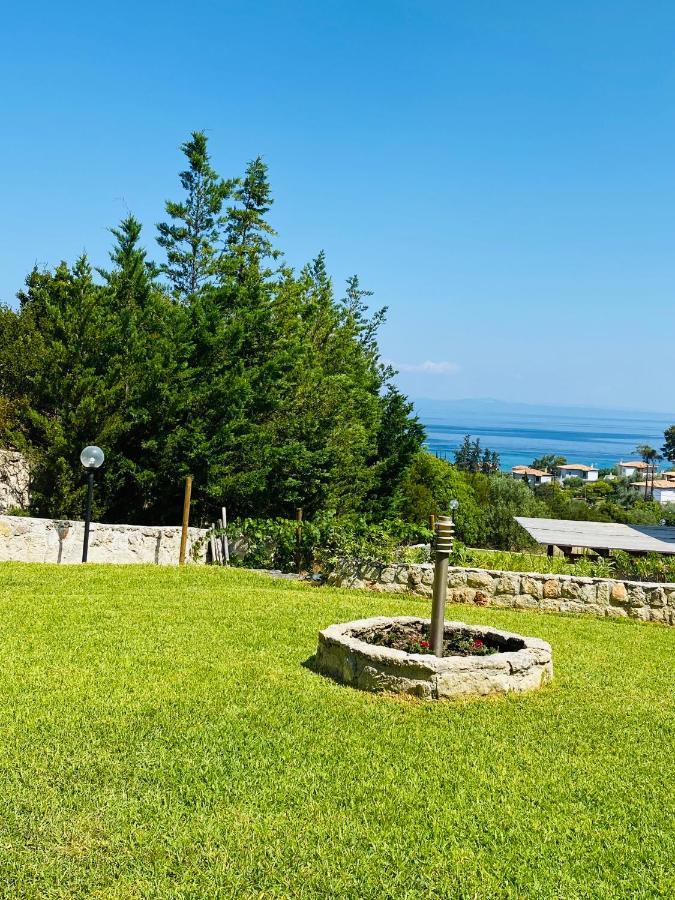 Detached Villa With Sea View Hanioti Exterior foto