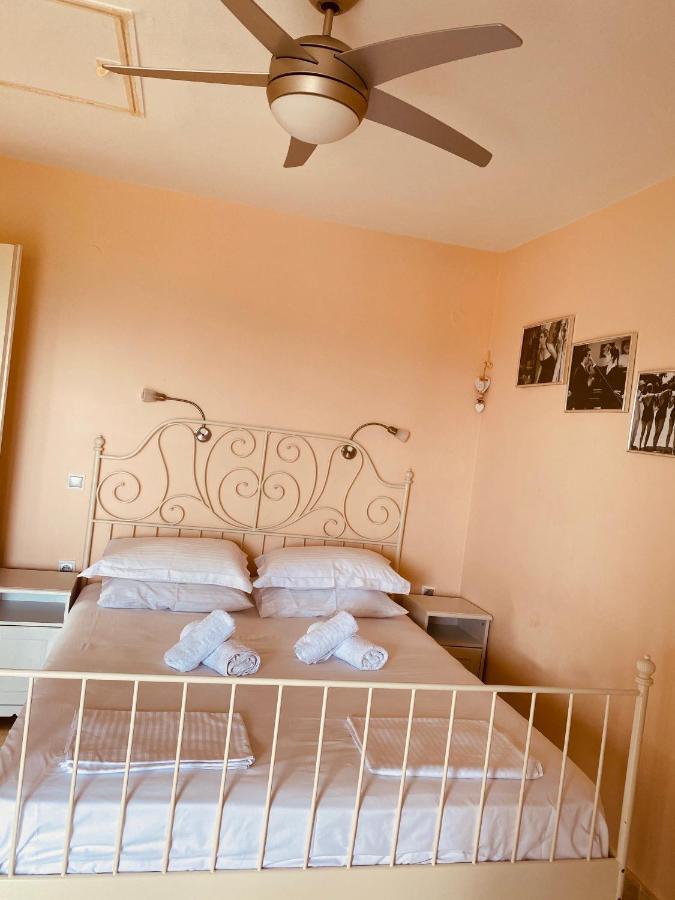 Detached Villa With Sea View Hanioti Exterior foto
